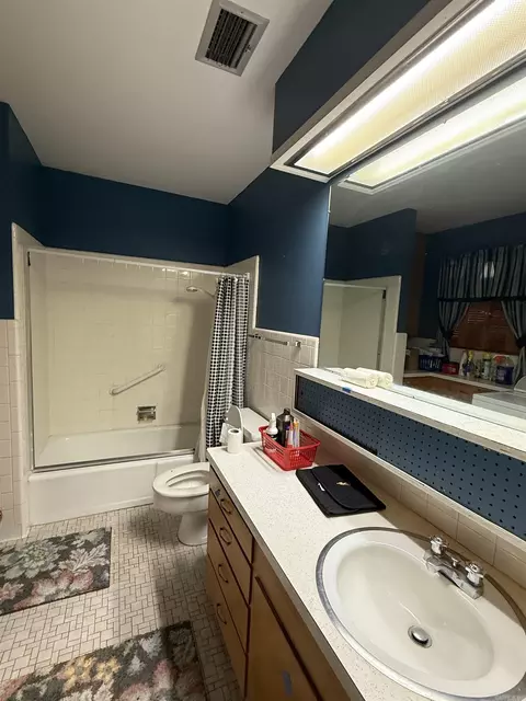 Bath - 904 3rd Ave, Murfreesboro, AR 71958 photo 3 of 3
