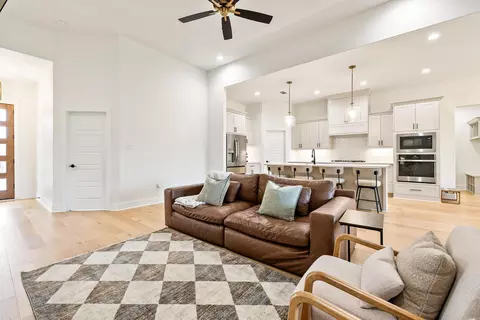 102 Red Crest Cv, Haskell, AR 72015 photo 12