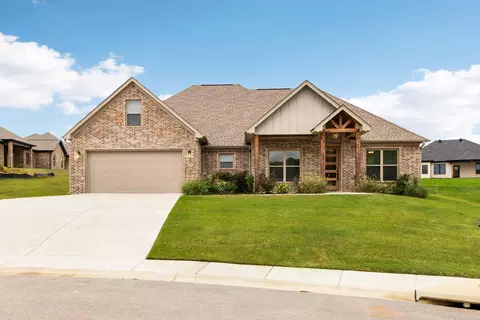 102 Red Crest Cv, Haskell, AR 72015 photo 2