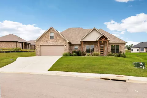 102 Red Crest Cv, Haskell, AR 72015 photo 3