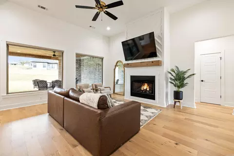 102 Red Crest Cv, Haskell, AR 72015 photo 10