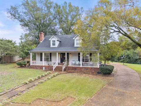 10 Cathy Dr, Searcy, AR 72143