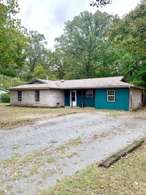 Exterior - 909 Eddie Ln, Redfield, AR 72132 photo 3 of 8