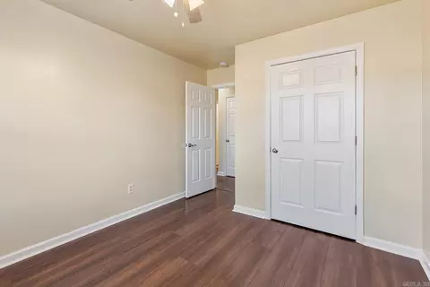Bedroom - 13868 Cherry Glenn Cv, Alexander, AR 72002 photo 2 of 3