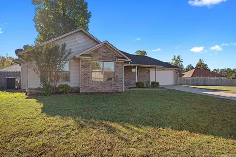Exterior - 13868 Cherry Glenn Cv, Alexander, AR 72002 photo 6 of 6