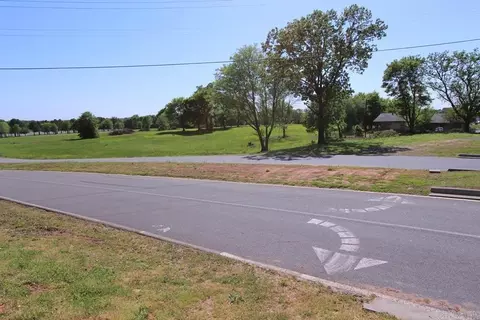 2485 E Oak St, Conway, AR 72032 photo 16
