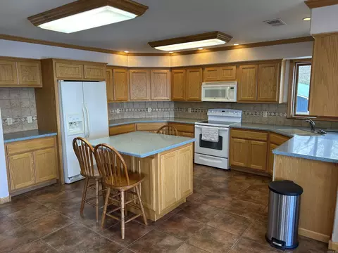 Kitchen - 690 Cliffview, Quitman, AR 72131 photo 1 of 3