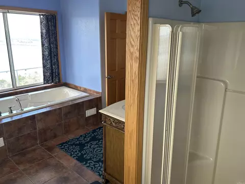 Bath - 690 Cliffview, Quitman, AR 72131 photo 3 of 6