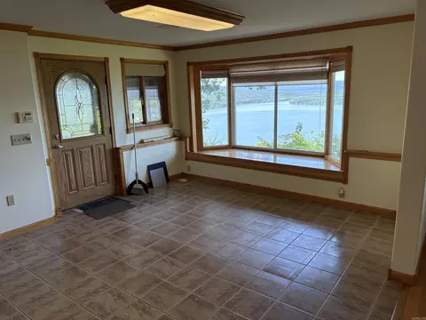 Living - 690 Cliffview, Quitman, AR 72131 photo 2 of 6