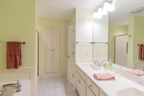 Bath - 3639 Sparks Rd, Alexander, AR 72002 photo 2 of 2