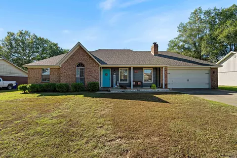 Exterior - 29 Gregory Dr, Conway, AR 72032 photo 4 of 4