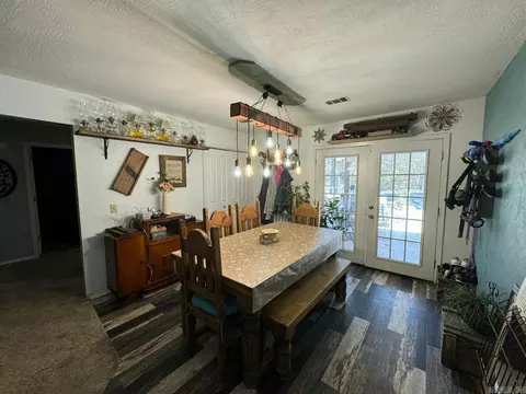 Dining - 3630 Hwy 167, Ash Flat, AR 72513 photo 2 of 3