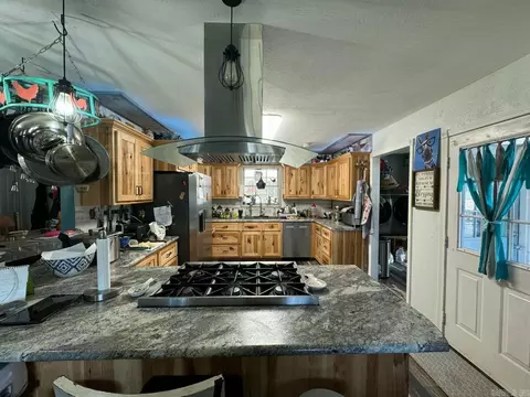 Kitchen - 3630 Hwy 167, Ash Flat, AR 72513 photo 6 of 8