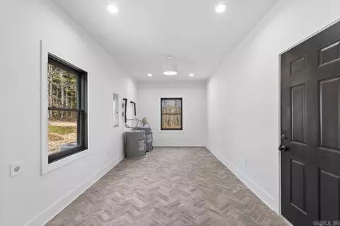 Entry Way - 10315 Brown County Line Rd, Alexander, AR 72002 photo 8 of 9