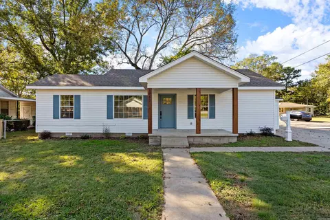 1069 Donaghey, Conway, AR 72034