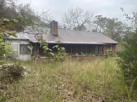 618 Driftwood Dr, Pineville, AR 72566