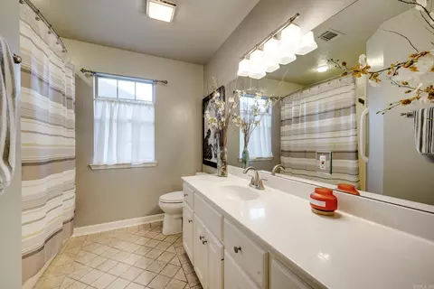 Bath - 3115 Baxter Dr, Conway, AR 72034 photo 6 of 6