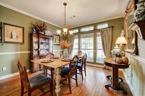 Dining - 3115 Baxter Dr, Conway, AR 72034 photo 4 of 5