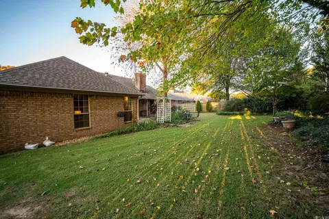 Exterior - 3115 Baxter Dr, Conway, AR 72034 photo 4 of 6