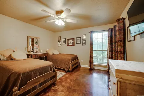 Bedroom - 3115 Baxter Dr, Conway, AR 72034 photo 5 of 8