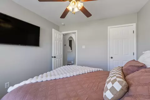 Bedroom - 445 Nottingham Dr, Cabot, AR 72023 photo 4 of 4