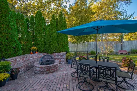 Exterior - 5805 Westminster, Benton, AR 72019 photo 9 of 17