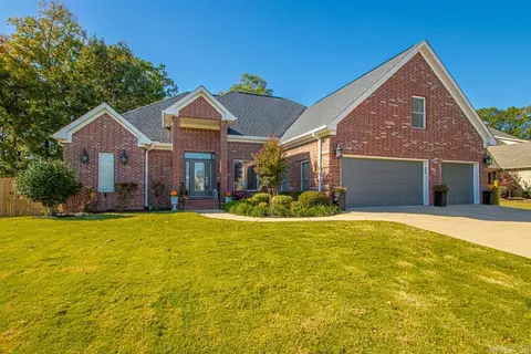 Exterior - 5805 Westminster, Benton, AR 72019 photo 5 of 17