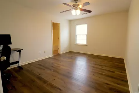 Bedroom - 105 Baldwin Dr, Beebe, AR 72012 photo 1 of 6