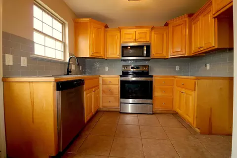 Kitchen - 105 Baldwin Dr, Beebe, AR 72012 photo 1 of 6