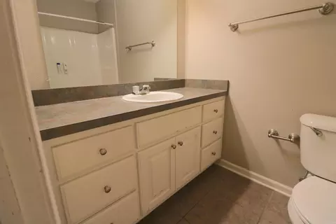 Bath - 105 Baldwin Dr, Beebe, AR 72012 photo 4 of 5