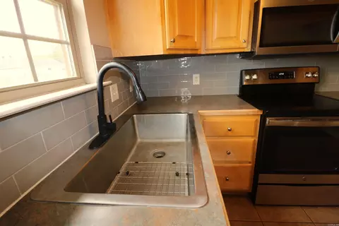 Kitchen - 105 Baldwin Dr, Beebe, AR 72012 photo 6 of 6