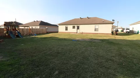Exterior - 105 Baldwin Dr, Beebe, AR 72012 photo 5 of 5