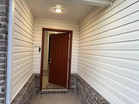 Entry Way - 35 Barn Cat Way, Conway, AR 72032 photo 1 of 2
