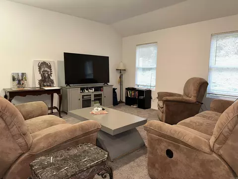 Living - 35 Barn Cat Way, Conway, AR 72032 photo 1 of 2