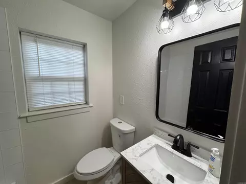 308 S Third St, Benton, AR 72015 photo 22