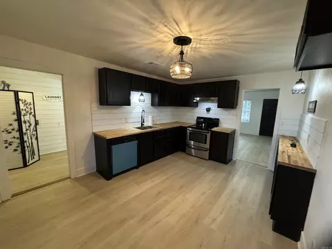308 S Third St, Benton, AR 72015 photo 16