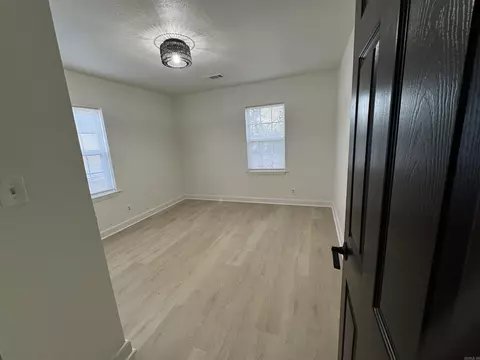 308 S Third St, Benton, AR 72015 photo 32