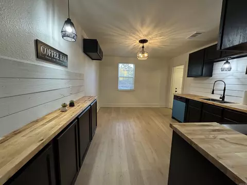 308 S Third St, Benton, AR 72015 photo 14
