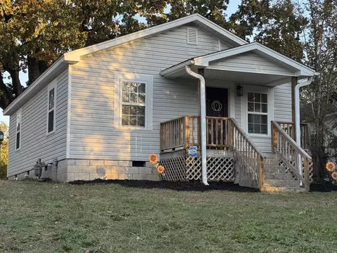 308 S Third St, Benton, AR 72015 photo 4