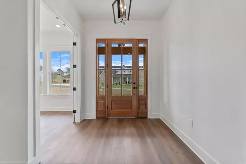 Entry Way - 7 Avrey Ln, Greenbrier, AR 72058 photo 1 of 8