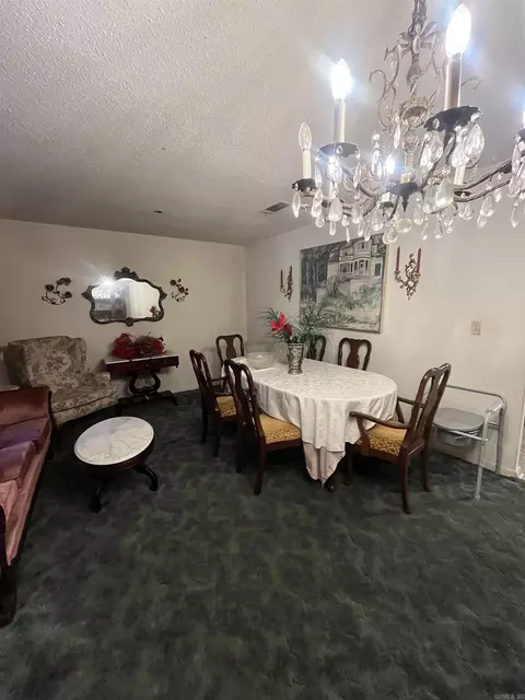 Dining - 920 E 38th Ave, Pine Bluff, AR 71601 photo 1 of 2