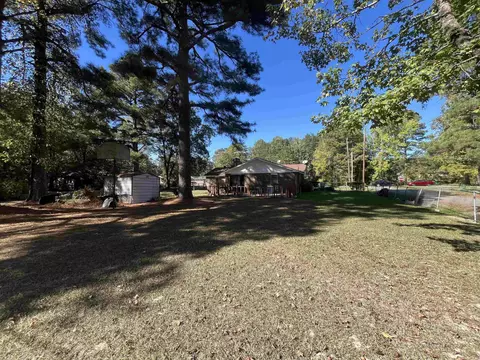 Exterior - 920 E 38th Ave, Pine Bluff, AR 71601 photo 7 of 7