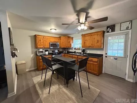 Kitchen - 50 Greene Rd 561, Marmaduke, AR 72443 photo 1 of 2