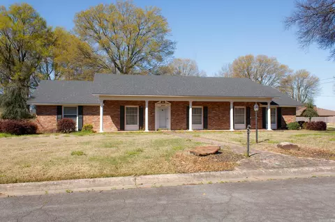 2104 Weidner St, Stuttgart, AR 72160