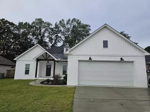 1555 Ivy Pl, Conway, AR 72034 photo 1