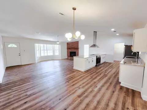 40 Haley Cir, Conway, AR 72032 photo 4