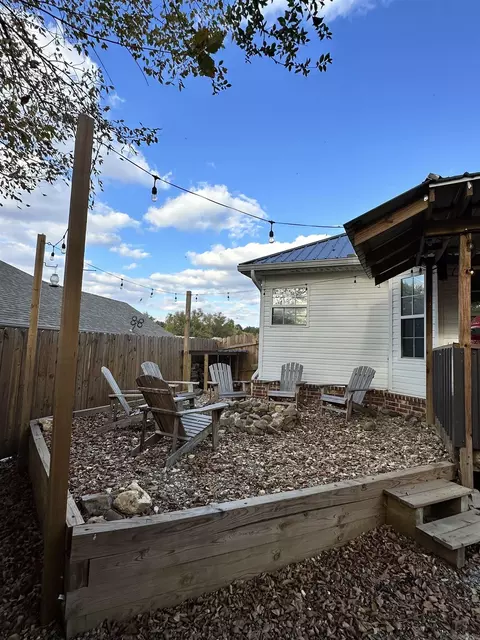 207 Wild Cherry Dr, Benton, AR 72015 photo 3