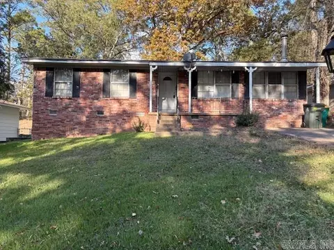 18 Rosewood Dr, Little Rock, AR 72209