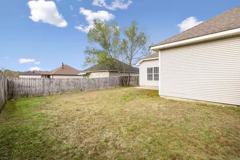 Exterior - 2701 Eden, Benton, AR 72015 photo 8 of 9