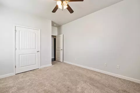 Bedroom - 2701 Eden, Benton, AR 72015 photo 5 of 6